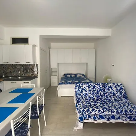 Апартаменты Casa In Piazza Балестрате